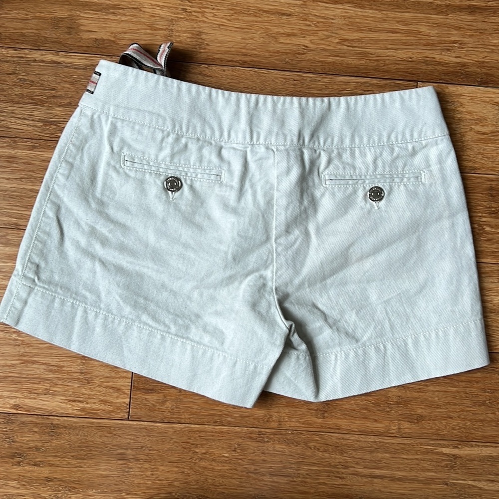 BURBERRY Womens 98% Cotton Cream Shorts sz 4 - Picture 2 of 6